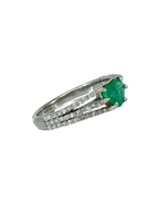 ANILLO CORAZÓN ESMERALDA TIRAS DIAMANTES