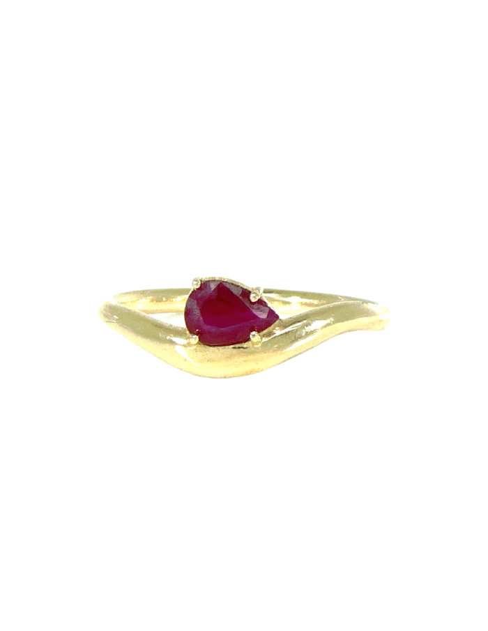 ANILLO CURVEADO GOTA RUBí